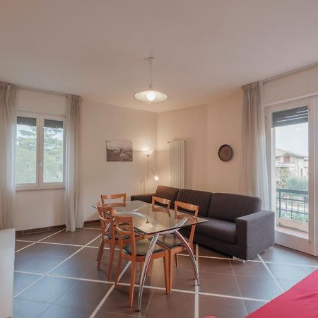 Aura Home Sirmione - 2 Bedrooms Apartment Zewnętrze zdjęcie