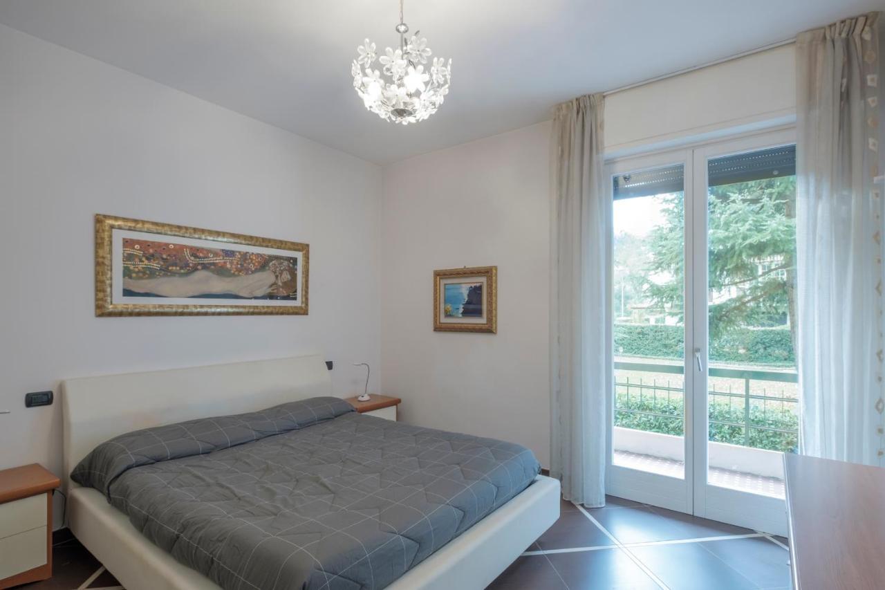 Aura Home Sirmione - 2 Bedrooms Apartment Zewnętrze zdjęcie