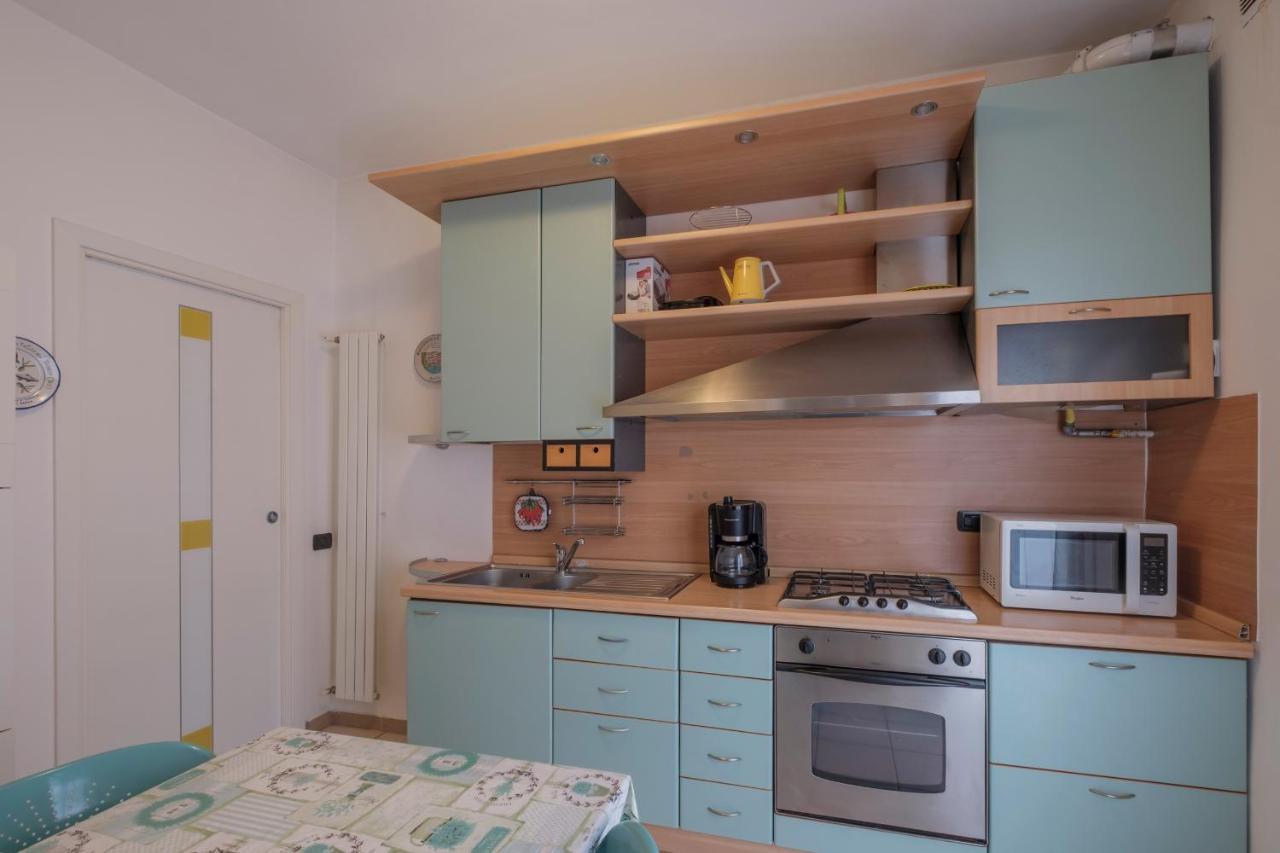 Aura Home Sirmione - 2 Bedrooms Apartment Zewnętrze zdjęcie