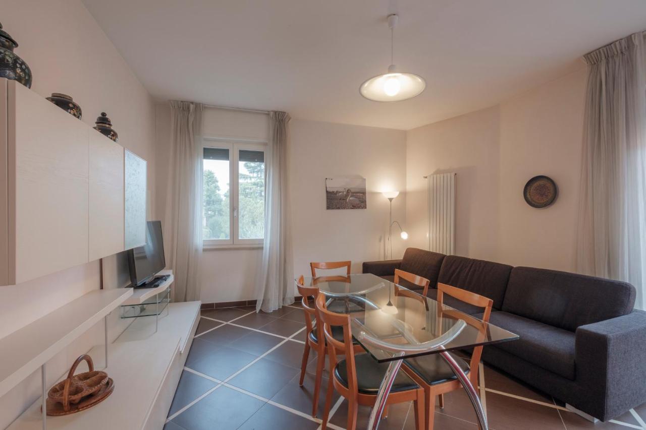 Aura Home Sirmione - 2 Bedrooms Apartment Zewnętrze zdjęcie