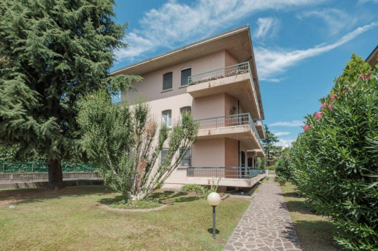 Aura Home Sirmione - 2 Bedrooms Apartment Zewnętrze zdjęcie